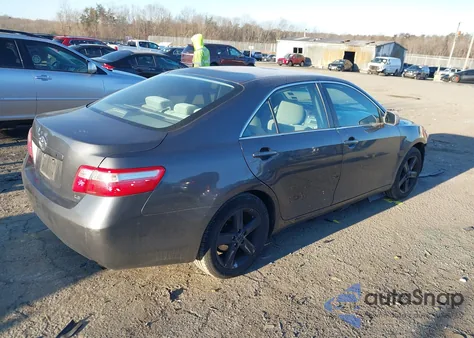 2009 Toyota Camry Le z USA, uszkodzony, nr VIN 4T1BE46K99U866212
